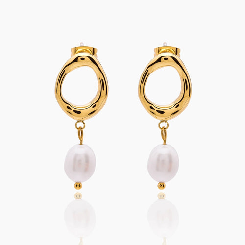 Signe Pearl Earrings