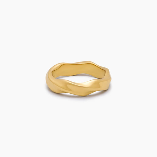 Wave Curl Ring