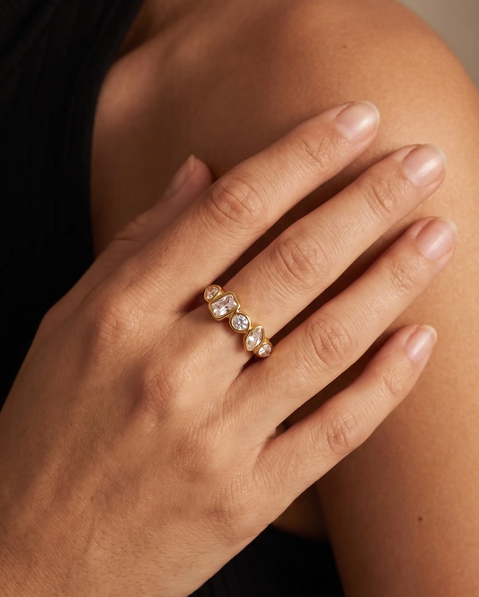Scatter Stone Ring